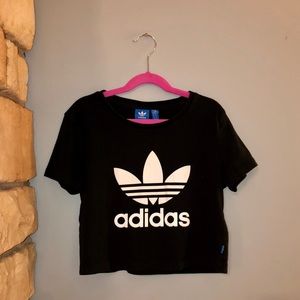 Adidas original trefoil cropped tee size XS!
